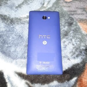 HTC windows 8x smartphone
